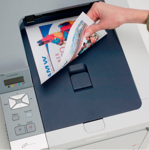 Printing services. A3. 160g / m2. One-sided. Colorful